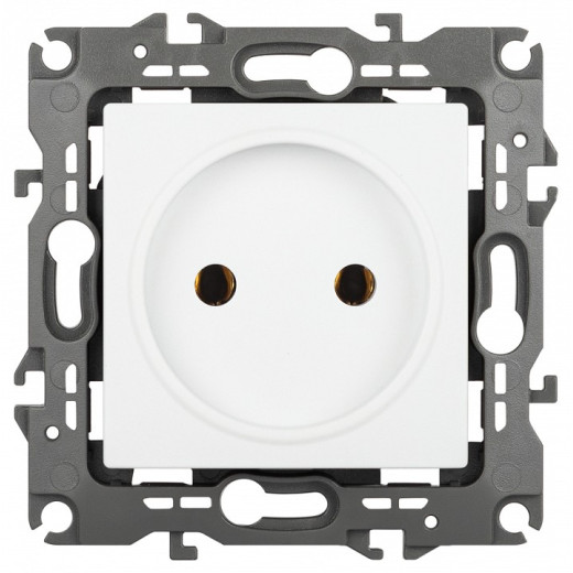 Розетка без заземления, без рамки Эра Эра 12 12-2105-01М