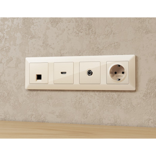 Розетка Ethernet RJ-45 и со шторками, без рамки Ambrella Volt ALFA MA312005