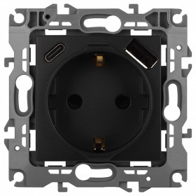 Розетка с заземлением и со шторкой и 2хUSB, без рамки Эра Эра 12 12-4108-05