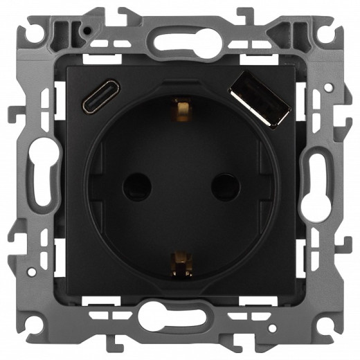 Розетка с заземлением и со шторкой и 2хUSB, без рамки Эра Эра 12 12-4108-05