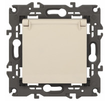 Розетка с заземлением и со шторкой, без рамки с крышкой Эра Эра Elegance 14-2103-02