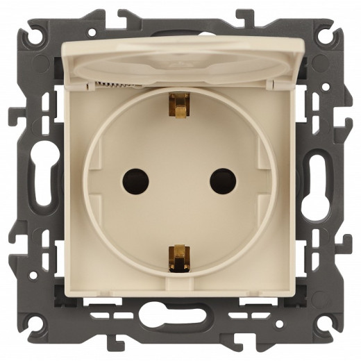 Розетка с заземлением и со шторкой, без рамки с крышкой Эра Эра Elegance 14-2103-02