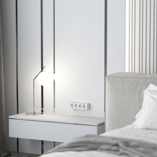 Розетка четверная с заземлением и со шторками Werkel Gallant W5072210