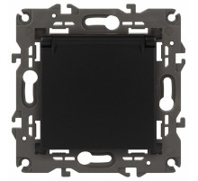 Розетка с заземлением и со шторкой, без рамки с крышкой Эра Эра Elegance 14-2103-05