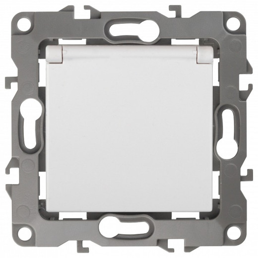 Розетка с заземлением и со шторкой, без рамки с крышкой Эра Эра 12 12-2003-01