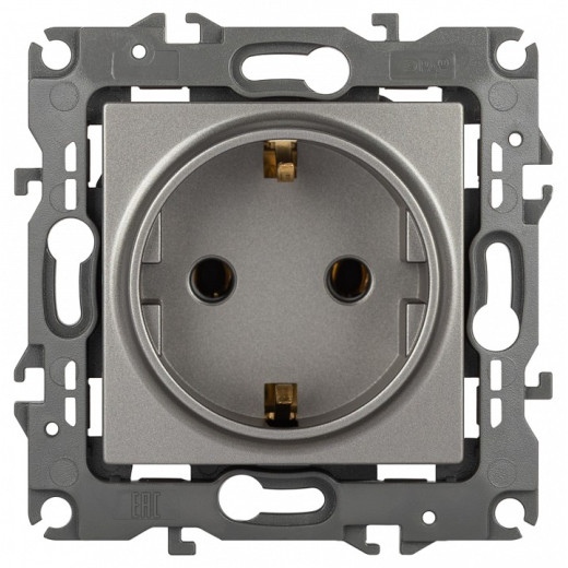 Розетка с заземлением и со шторкой, без рамки Эра Эра 12 12-2101-16