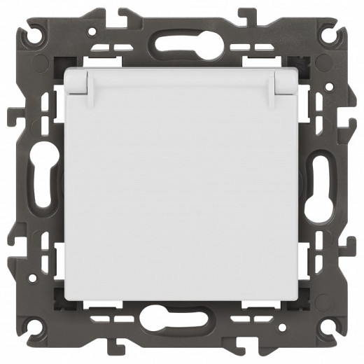 Розетка с заземлением и со шторкой, без рамки с крышкой Эра Эра Elegance 14-2103-01