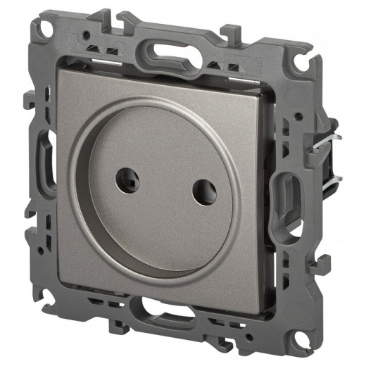 Розетка без заземления, без рамки Эра Эра 12 12-2105-16