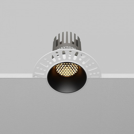 Встраиваемый светильник Maytoni  DL124-10W-2.7K-TRS-B