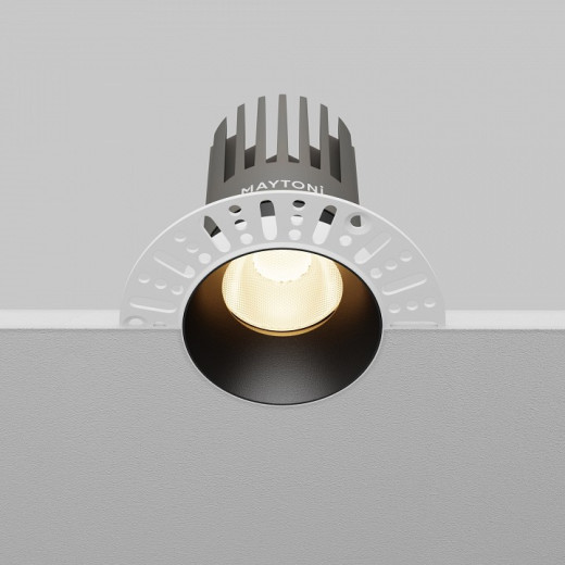 Встраиваемый светильник Maytoni  DL121-15W-3K-TRS-B