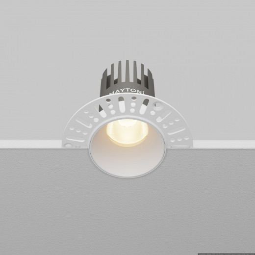 Встраиваемый светильник Maytoni  DL119-10W-3K-TRS-W
