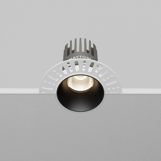 Встраиваемый светильник Maytoni  DL124-10W-4K-TRS-B