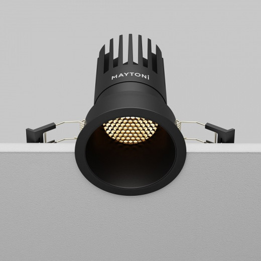 Встраиваемый светильник Maytoni Dip DL118-15W-2.7K-B