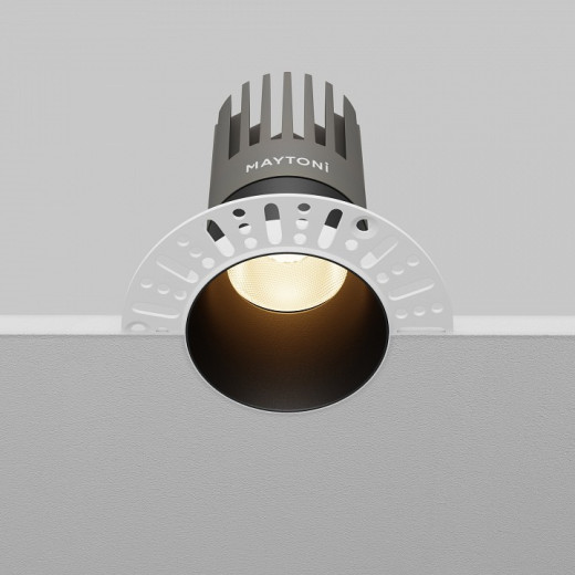 Встраиваемый светильник Maytoni  DL122-15W-3K-TRS-B