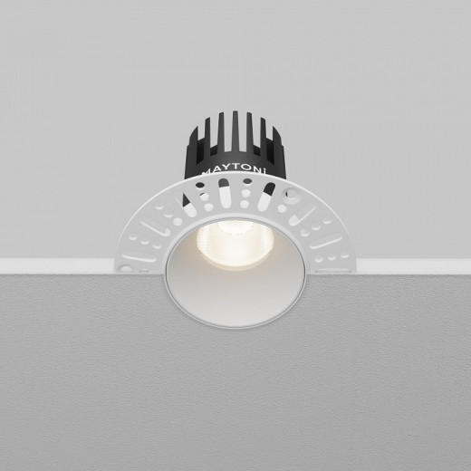 Встраиваемый светильник Maytoni Dip DL119-10W-4K-TRS-W