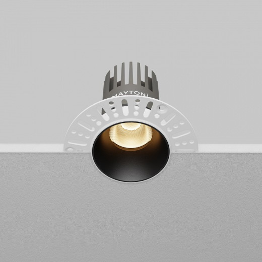 Встраиваемый светильник Maytoni  DL124-10W-3K-TRS-B