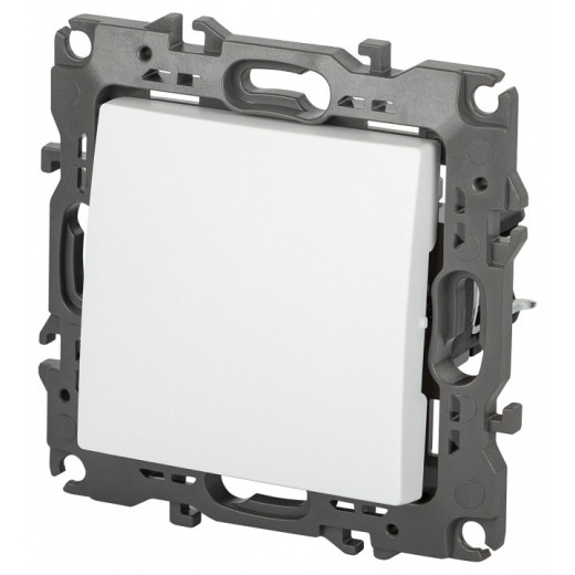 Переключатель перекрестный одноклавишный без рамки Эра Эра 12 12-1108-01М