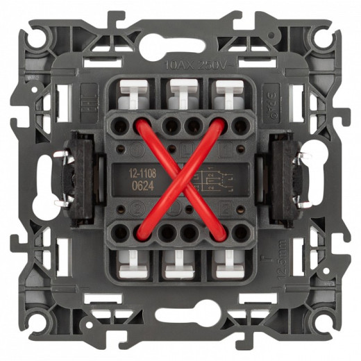 Переключатель перекрестный одноклавишный без рамки Эра Эра 12 12-1108-16