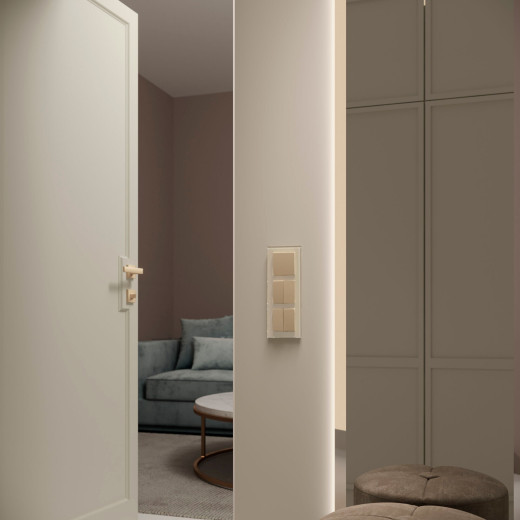 Рамка из стекла на 3 поста Favorit молочный W0031141