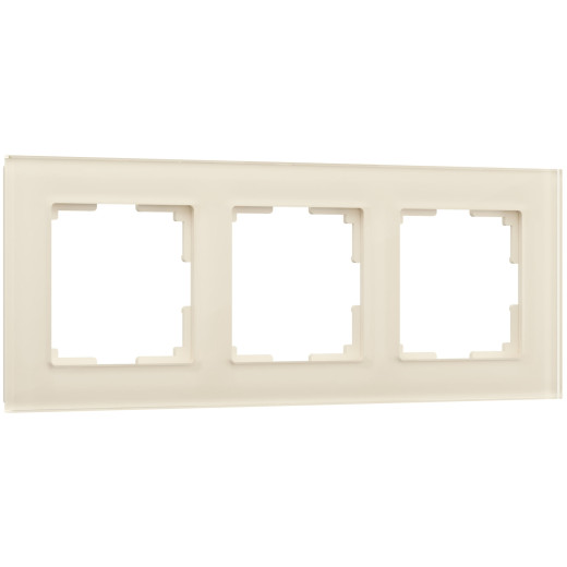 Рамка из стекла на 3 поста Favorit молочный W0031141