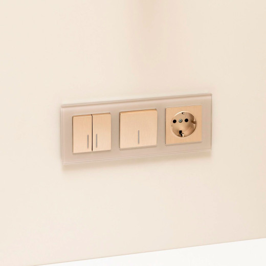 Рамка из стекла на 3 поста Favorit дымчатый W0031117