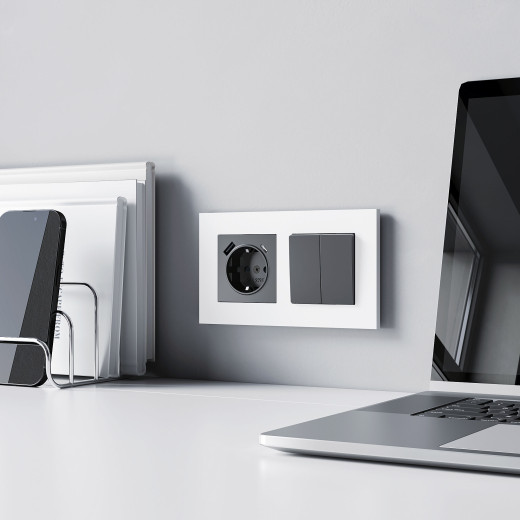 Рамка из поликарбоната на 2 поста Slab белый софт W0022961