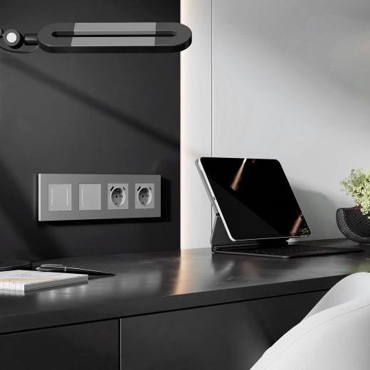 Рамка из поликарбоната на 4 поста Slab серебро софт W0042965