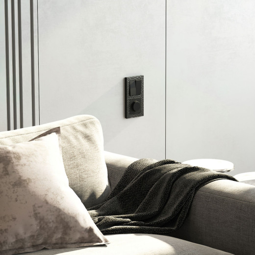 Рамка из поликарбоната на 2 поста Hammer черный W0022408