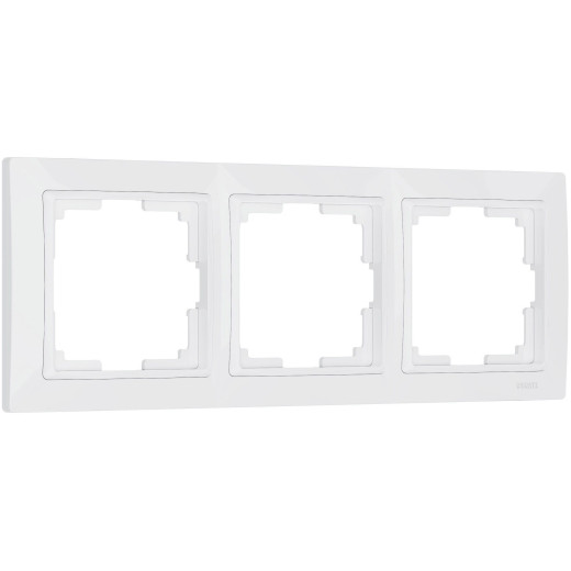 Рамка из поликарбоната на 3 поста Snabb Basic белый W0032001