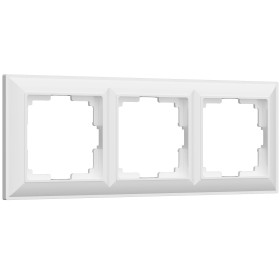 Рамка из пластика на 3 поста Fiore белый W0032201