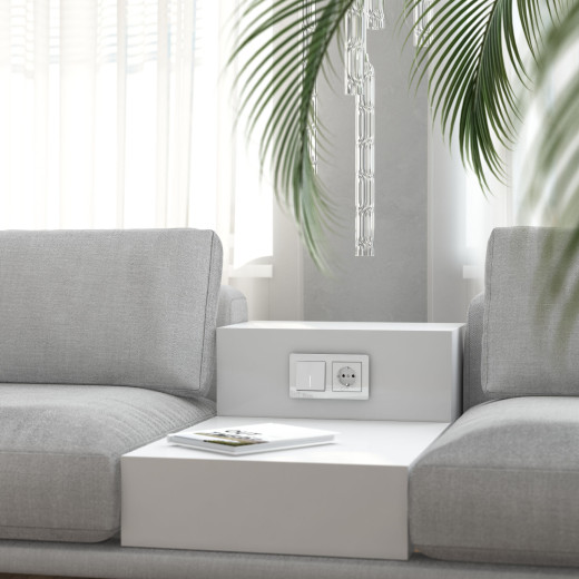 Выключатель одноклавишный проходной с подсветкой (белый акрил) W1112141