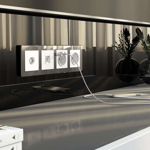 ТВ-розетка оконечная (белый акрил) W1183041