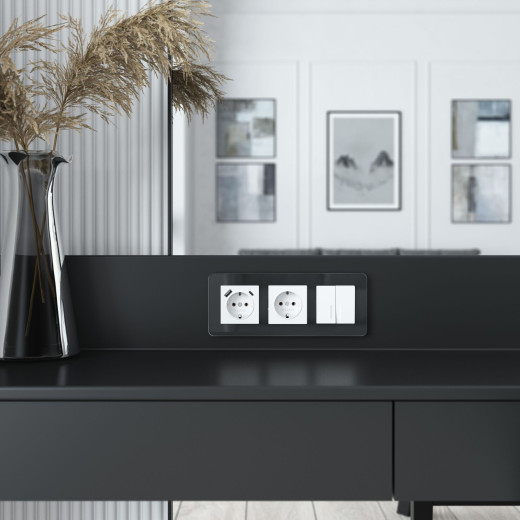 Выключатель двухклавишный с подсветкой (белый акрил) W1120141