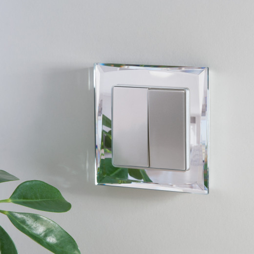 W1122006/ Выключатель двухклавишный проходной (серебряный) W1122006