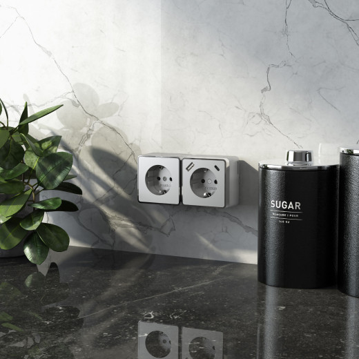 Розетка с заземлением, шторками и USB тип A+C Gallant серебряный W5071706