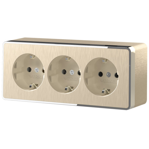 Розетка тройная с заземлением и шторками Gallant шампань рифленый W5073110