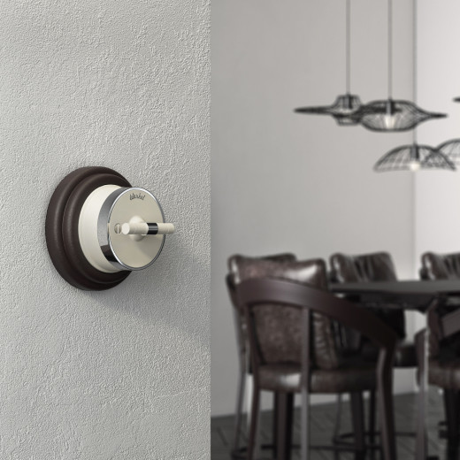 Переключатель/выключатель одноклавишный Vintage слоновая кость матовый/хром W5812055